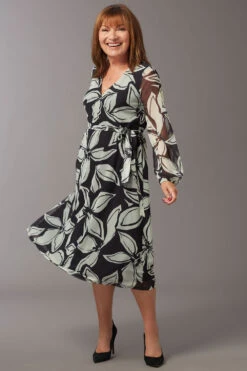 Large Floral Print Mesh Wrap Belt Dress -Mod Vanta Sales Store 22 09 06 BonMarche LorraineKelly SHOT002 0075