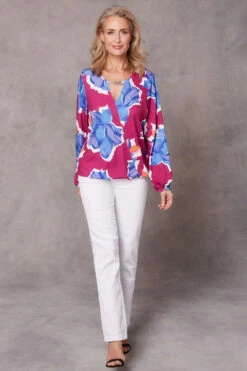 Long Sleeve Abstract Flower Wrap Top 14 Long Sleeve Abstract Flower Wrap Top -Mod Vanta Sales Store 22 11 15 BonMarche SS23 SHOT025 0434