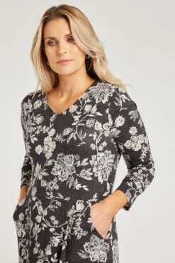 Floral Jersey Dress With Pockets -Mod Vanta Sales Store 900287315 alt61