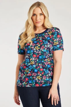 Short Sleeve Ditsy Flower Design Top