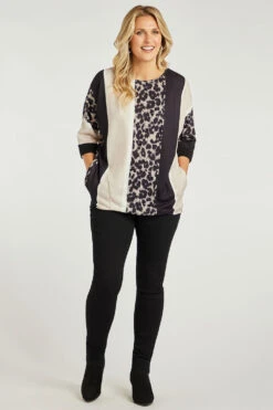 3/4 Sleeve Batwing Animal Patchwork Top -Mod Vanta Sales Store 900289007 alt1