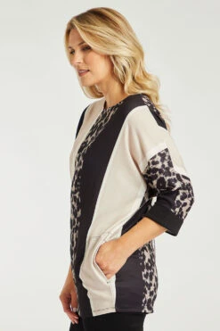 3/4 Sleeve Batwing Animal Patchwork Top -Mod Vanta Sales Store 900289007 alt4