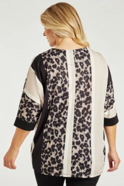 3/4 Sleeve Batwing Animal Patchwork Top -Mod Vanta Sales Store 900289007 alt5