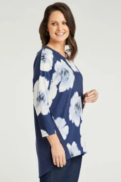 3/4 Sleeve Large Floral Print Soft Touch Tunic 15 3/4 Sleeve Large Floral Print Soft Touch Tunic -Mod Vanta Sales Store 900289253 alt4