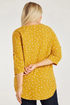 3/4 Sleeve Longline Spaced Ditsy Printed Tunic -Mod Vanta Sales Store 900291797 alt4