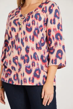 3/4 Sleeve Longline Animal Print Tunic 19 3/4 Sleeve Longline Animal Print Tunic -Mod Vanta Sales Store 900291863 alt5