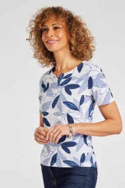 Short Sleeve Dot And Leaf Print Notch Neck Top -Mod Vanta Sales Store 900294644 alt3