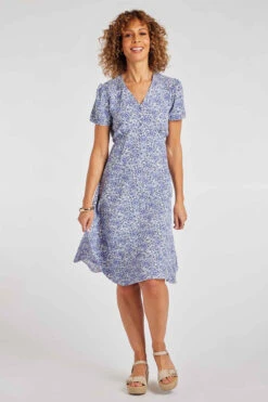 Daisy Print Tea Dress With Shirred Shoulder Detail -Mod Vanta Sales Store 900308393 alt1