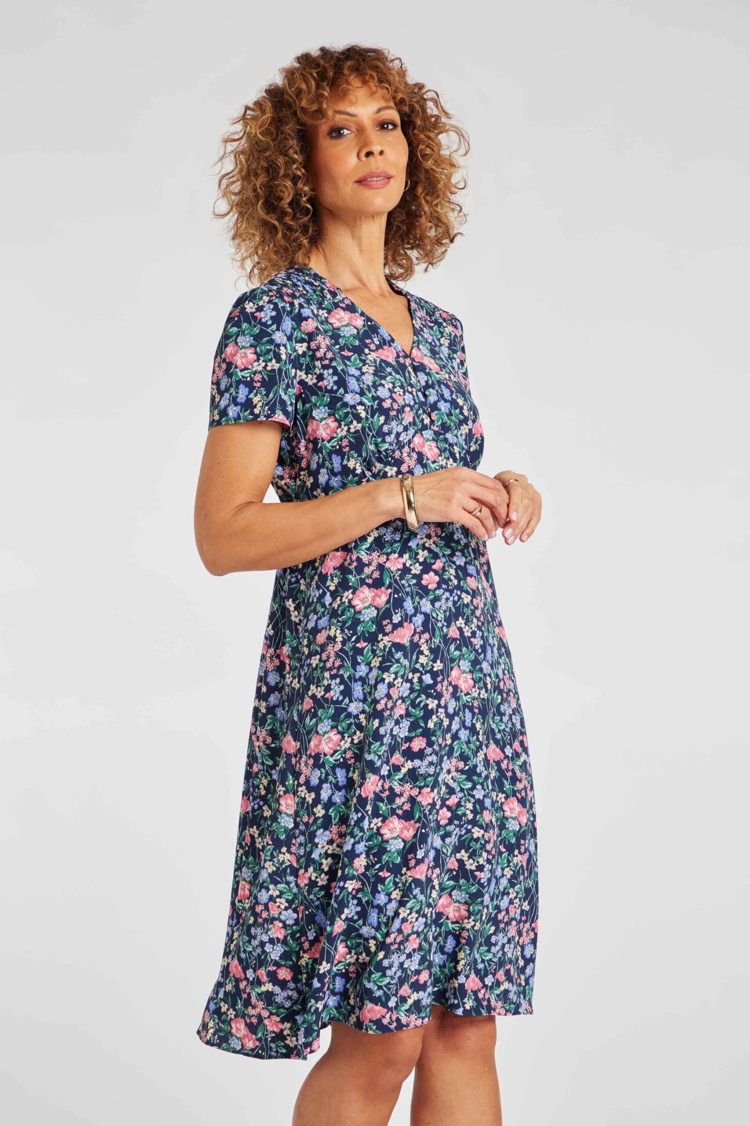 Floral Print Tea Dress With Shirred Shoulder Detail 11 Floral Print Tea Dress With Shirred Shoulder Detail - Image 9