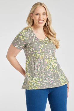 Short Sleeve Ditsy Print Plisse Top