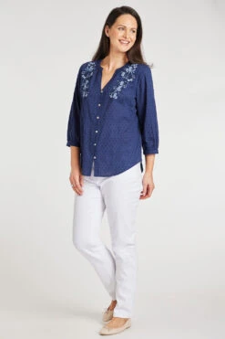 3/4 Sleeve Trailing Floral Embroidery Blouse -Mod Vanta Sales Store 900310153 alt1