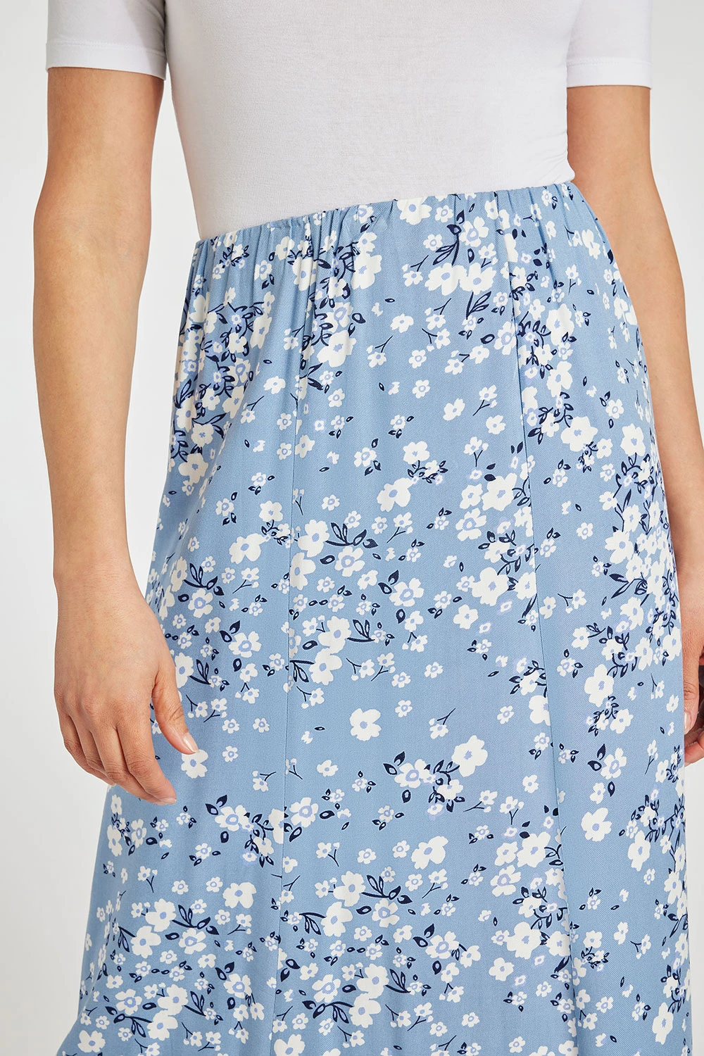 Floral Print Chambray Skirt 8 Floral Print Chambray Skirt - Image 6