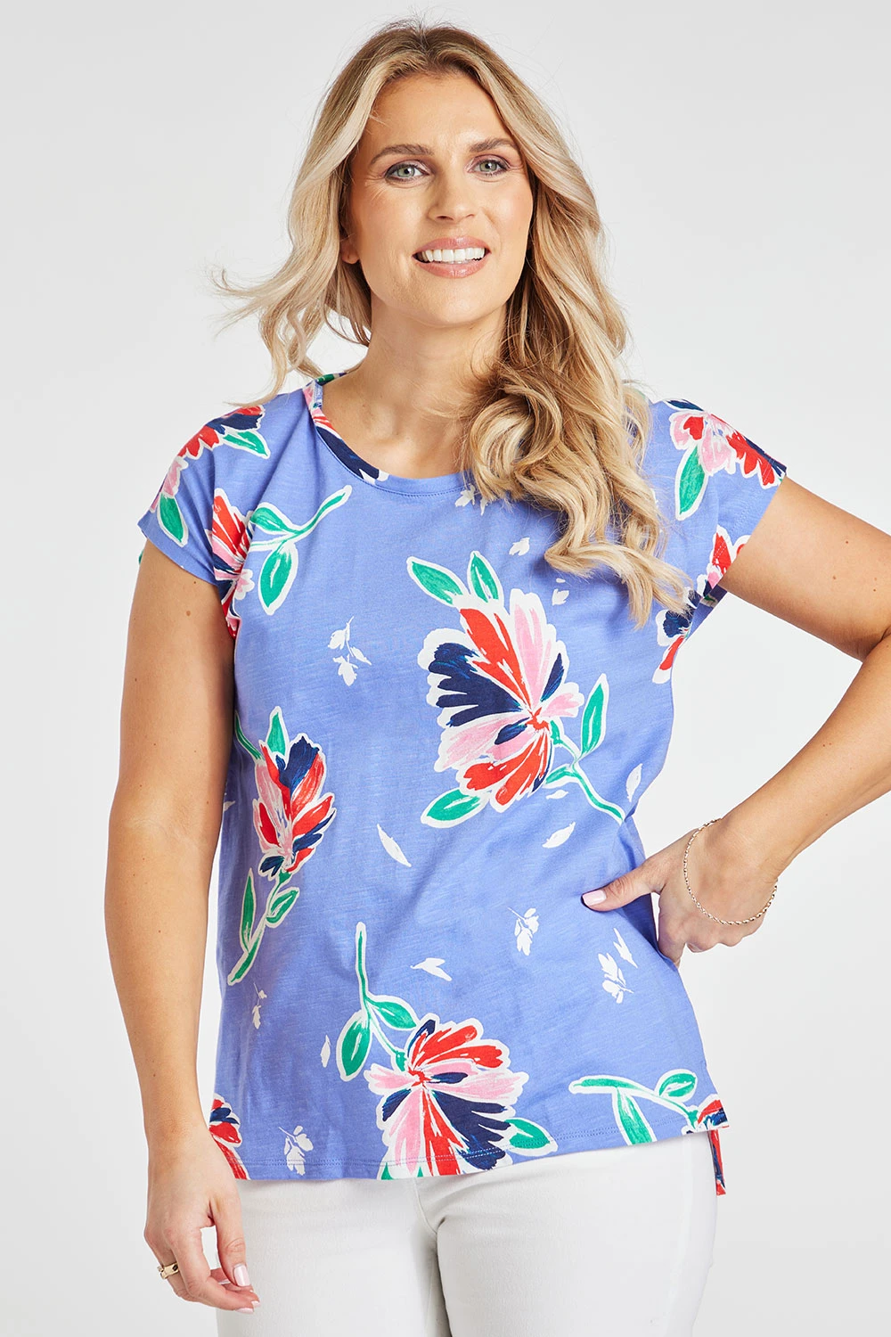 Short Sleeve Large Spaced Floral T-Shirt 3 Short Sleeve Large Spaced Floral T-Shirt