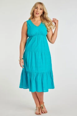 Sleeveless Tiered Textured Midi Dress 22 Sleeveless Tiered Textured Midi Dress -Mod Vanta Sales Store 900351508 alt1