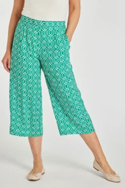 Geo Diamond Print Wide Leg Cropped Trousers
