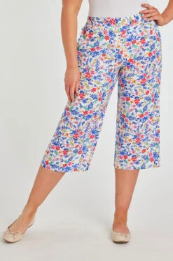 Ditsy Floral Wide Leg Cropped Trousers