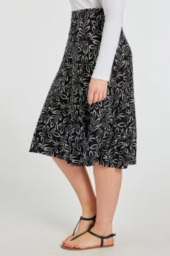 Dotty Leaf Jersey Flippy Skirt -Mod Vanta Sales Store 900378207 alt3