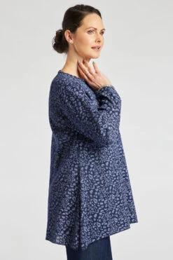 Long Sleeve Animal Print Soft Touch Tunic -Mod Vanta Sales Store 900382253 alt3