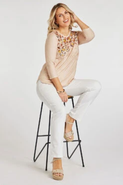 3/4 Sleeve Trailing Floral Top -Mod Vanta Sales Store 900382663 alt61