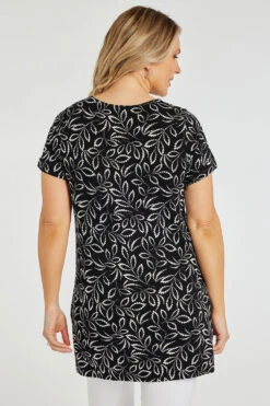 Dotty Leaf Tunic With Keyhole Detail 11 Dotty Leaf Tunic With Keyhole Detail -Mod Vanta Sales Store 900387107 alt4