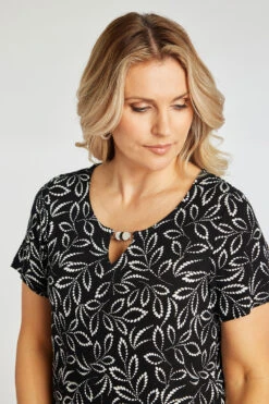 Dotty Leaf Tunic With Keyhole Detail 13 Dotty Leaf Tunic With Keyhole Detail -Mod Vanta Sales Store 900387107 alt5