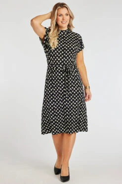 Ditsy Print High Neck Dress With Belt Detail -Mod Vanta Sales Store 900394207 alt1