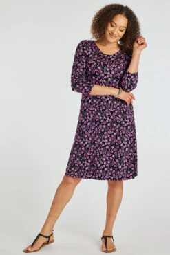 Ditsy Print Jersey Swing Dress -Mod Vanta Sales Store 900400507 alt1