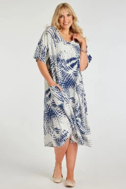 Short Sleeve Abstract Spot Design Dress