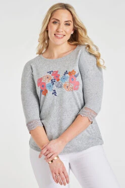 3/4 Sleeve Floral Design Top