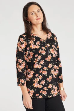 3/4 Sleeve Zip Neck Floral Top -Mod Vanta Sales Store 900429007 alt4