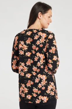 3/4 Sleeve Zip Neck Floral Top -Mod Vanta Sales Store 900429007 alt5