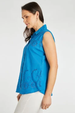 Sleeveless Broderie Blouse -Mod Vanta Sales Store 900435409 alt4