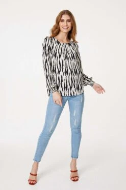 Stella Morgan - Long Sleeve Animal Print Blouse -Mod Vanta Sales Store 9004446 07201