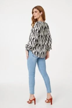 Stella Morgan - Long Sleeve Animal Print Blouse -Mod Vanta Sales Store 9004446 07205