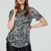 Stella Morgan - Short Sleeve Zebra Print Shell Top