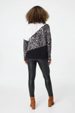 Stella Morgan - Long Sleeve Animal Print Colour Block Top -Mod Vanta Sales Store 9004455 07204