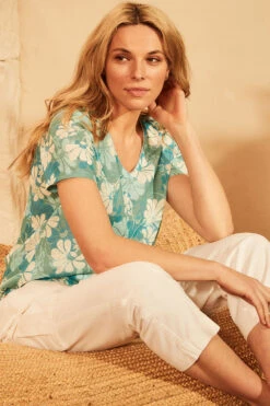 Autonomy - Graphic Floral Print T-Shirt -Mod Vanta Sales Store AUTONOMY SS SHOT005 179