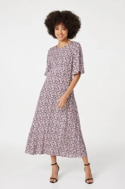 Izabel London โ Floral Angel Sleeved Midi Dress