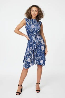 Izabel London – Floral Hanky Hem Skater Dress