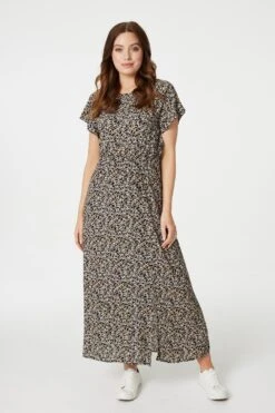 Izabel London – Floral Batwing A-Line Midi Dress