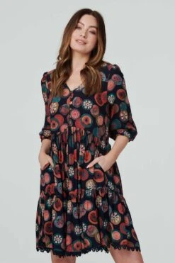 Izabel London β Polka Dot 3/4 Sleeve Smock Dress