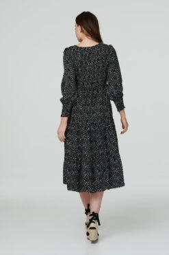 Izabel London – Spotty Print Smocked Dress -Mod Vanta Sales Store D513657267 ALT3