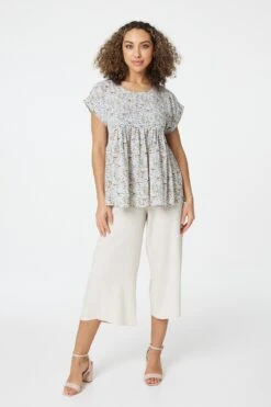 Izabel London – Ditsy Floral Oversized Smock Top