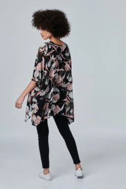Izabel London – Floral Oversized Poncho Blouse -Mod Vanta Sales Store T165956017 ALT13