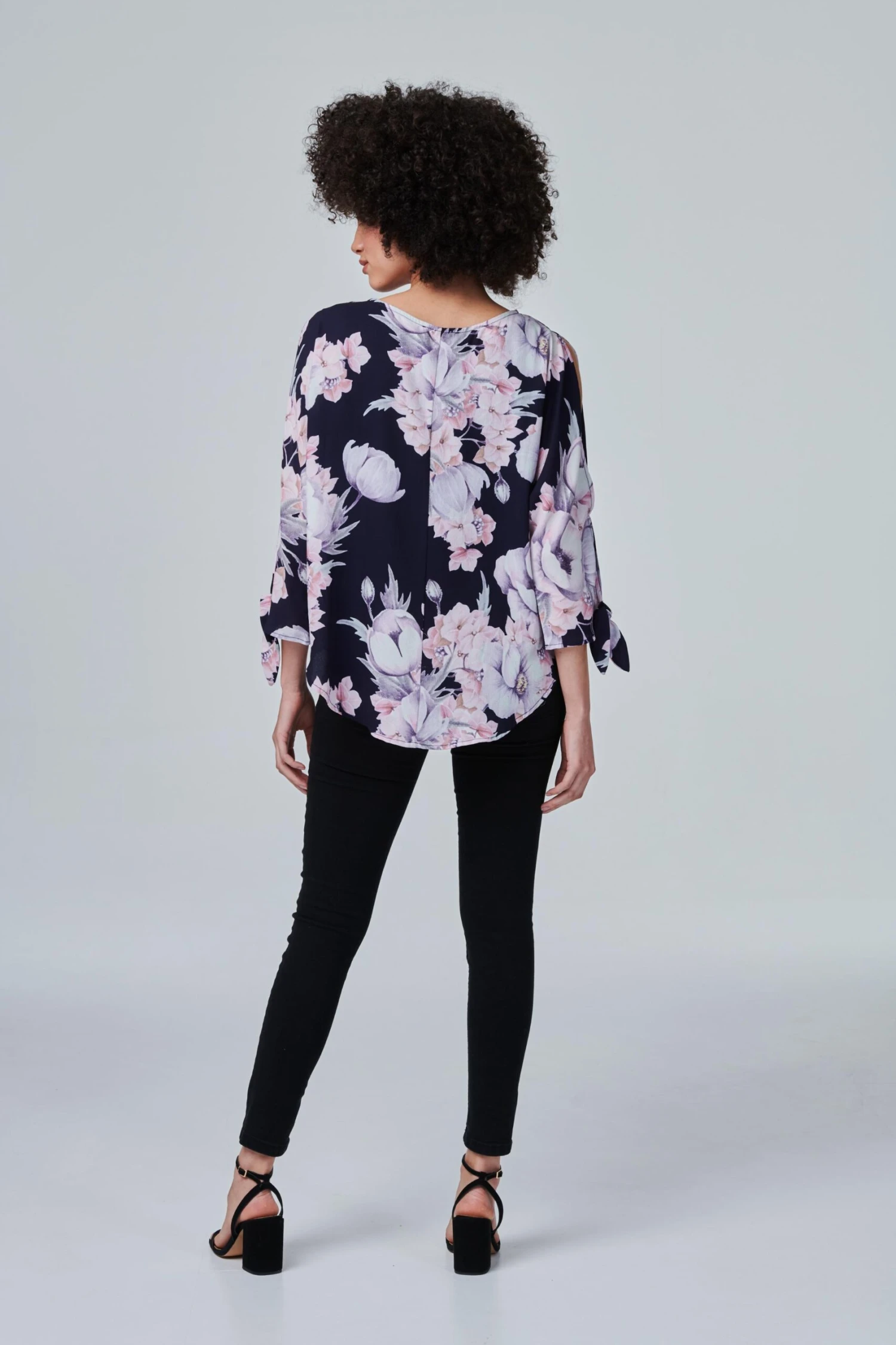 Izabel London – Floral Tie Sleeve Blouse Top 5 Izabel London – Floral Tie Sleeve Blouse Top - Image 3